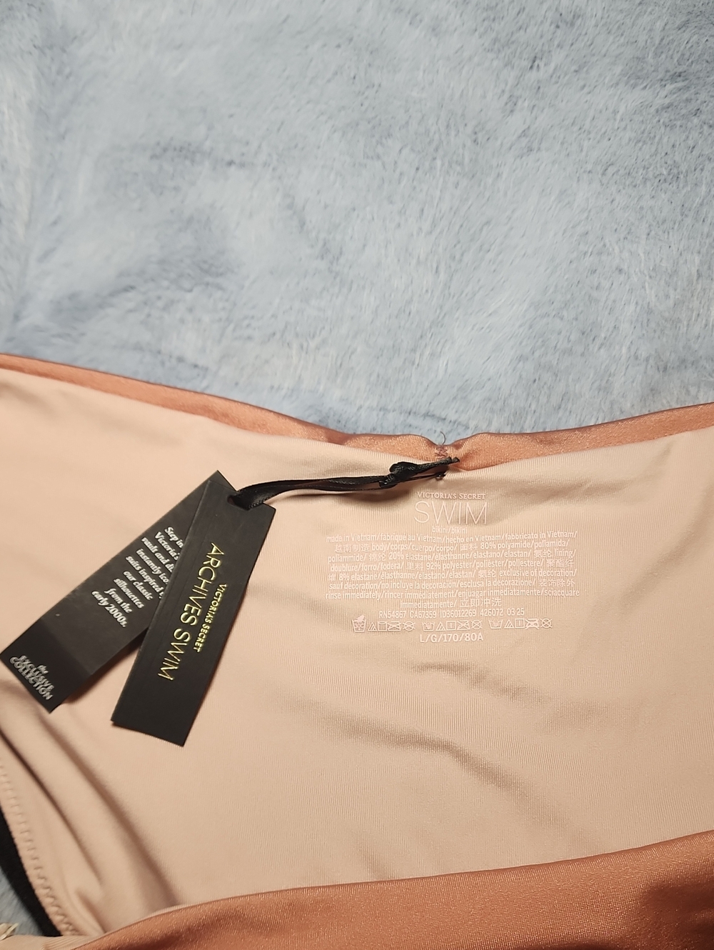 Victoria's Secret Blush to Navy Ombre Bandeau Bikini - Picture 11 of 12